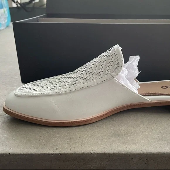 Mimco Savor Slipper White - Picture 5 of 9